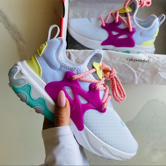 Nike Shoes - NWT Nike react presto